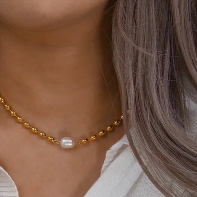 PEBBLE PEARL LUXE NECKLACE